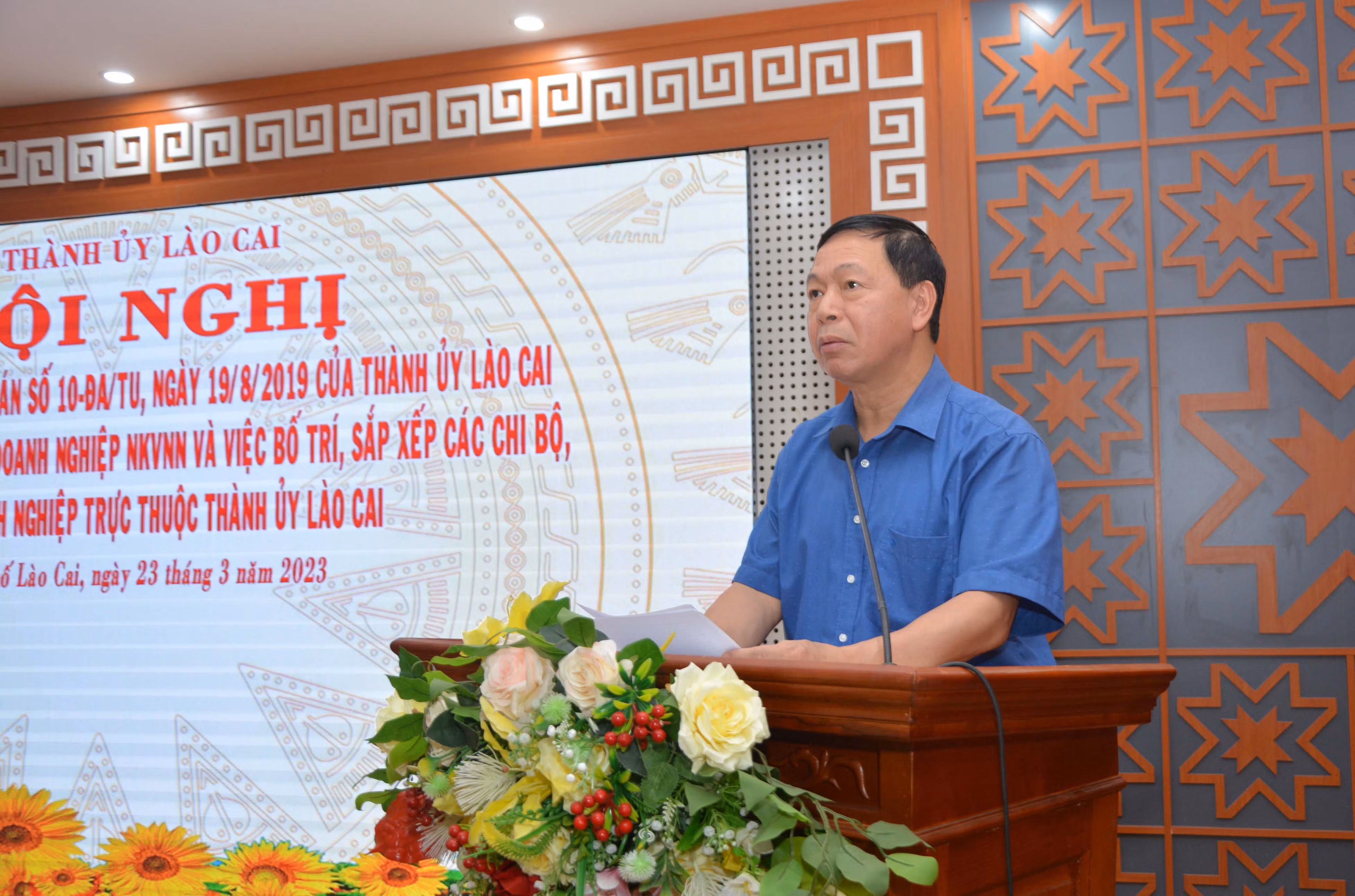 Bí thư Thành ủy, Chủ tịch HĐND thành phố Đỗ Trường Sơn kết luận hội nghị.