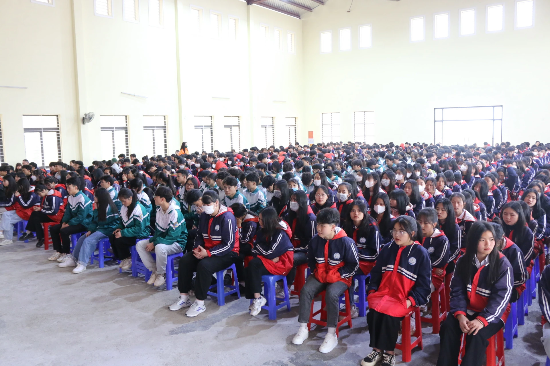 Học sinh các trường học trên địa bàn thị xã Sa Pa tham gia hội nghị tuyên truyền về biển, đảo.