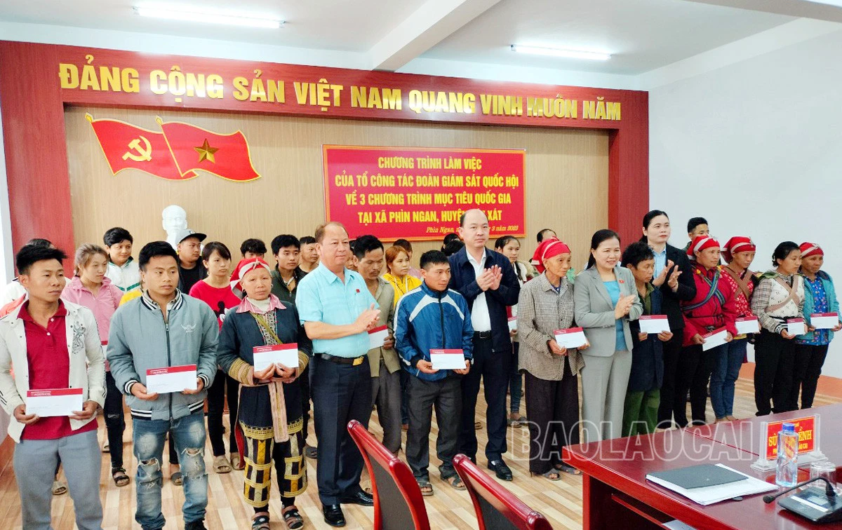 Tháo gỡ khó khăn thực hiện 3 chương trình mục tiêu quốc gia tại huyện bát Xát ảnh 8