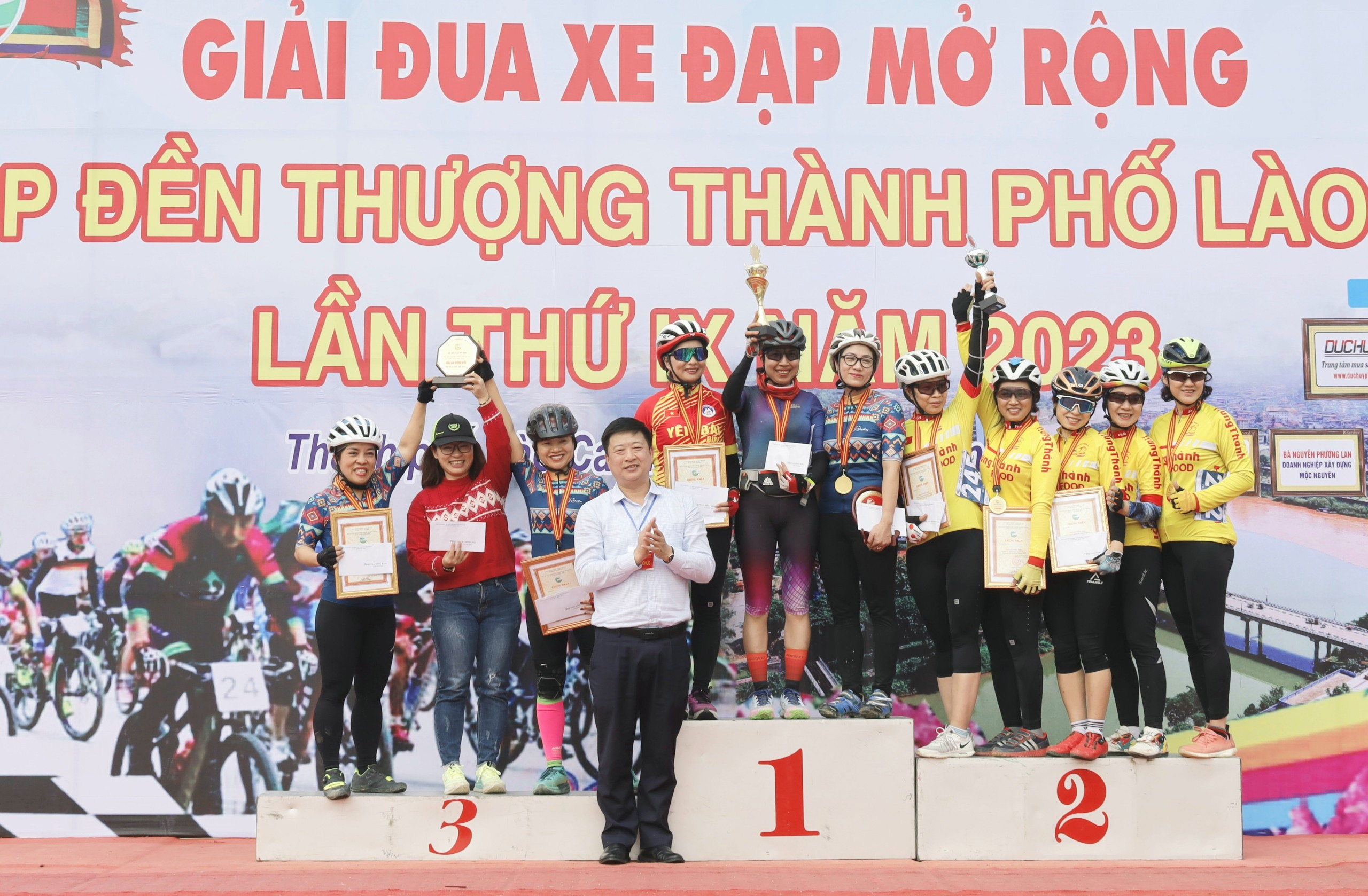 Hấp dẫn Giải Đua xe đạp mở rộng Cup đền Thượng thành phố Lào Cai lần thứ IX năm 2023 ảnh 12 Hấp dẫn Giải Đua xe đạp mở rộng Cup đền Thượng thành phố Lào Cai lần thứ IX năm 2023 ảnh 12