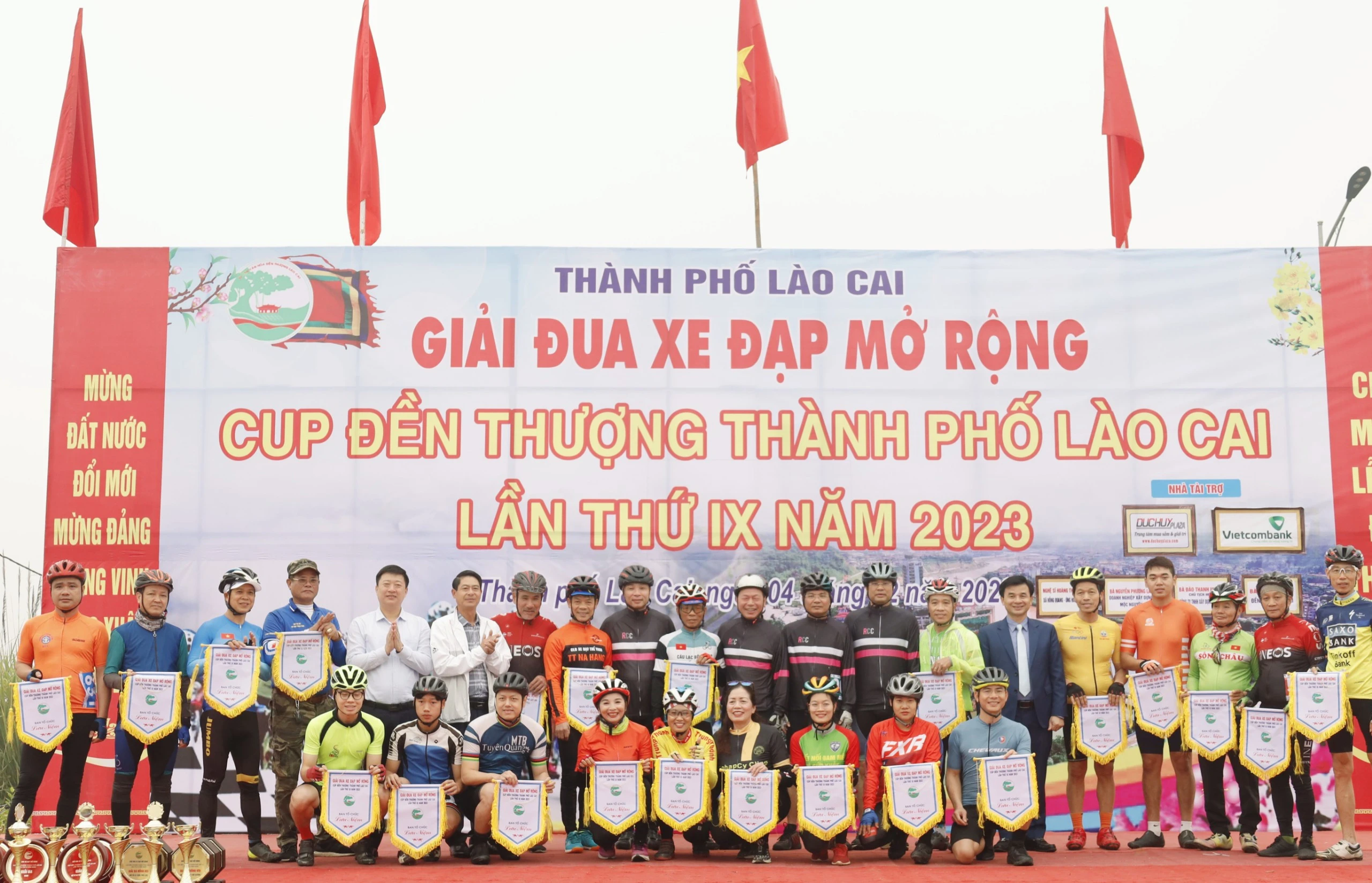 Hấp dẫn Giải Đua xe đạp mở rộng Cup đền Thượng thành phố Lào Cai lần thứ IX năm 2023 ảnh 2
