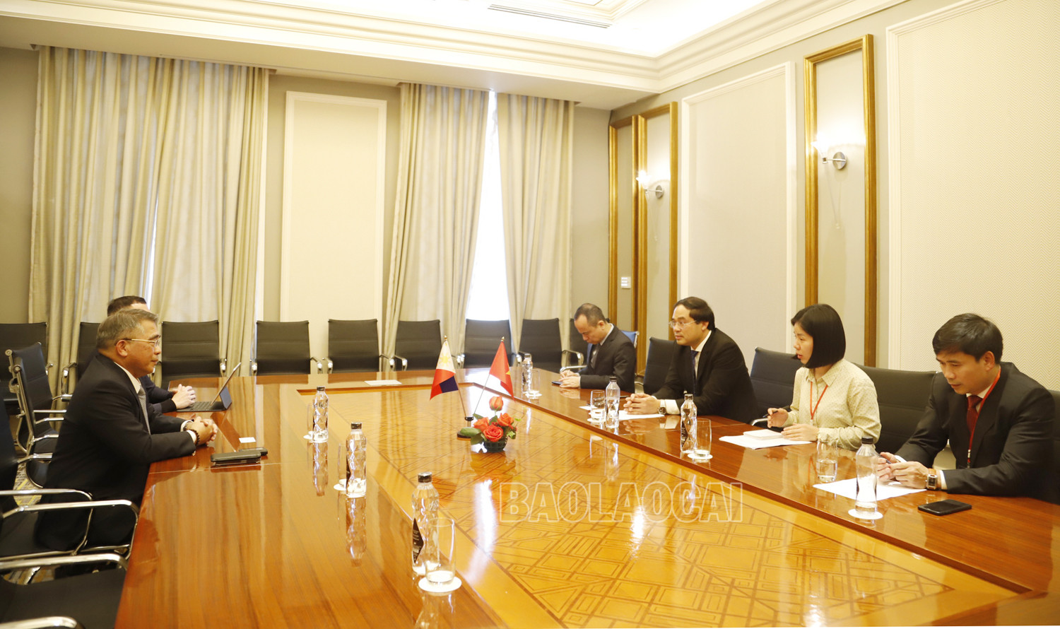 Quang cảnh buổi tiếp xã giao.