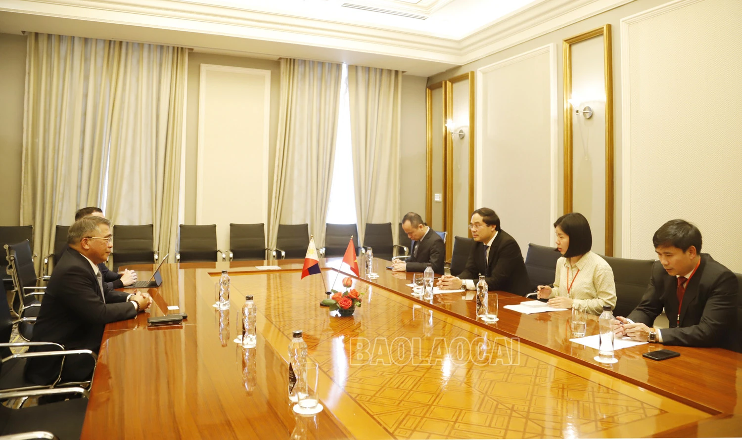 Quang cảnh buổi tiếp xã giao.