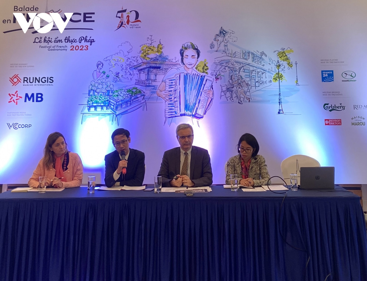Họp báo giới thiệu Lễ hội ẩm thực "Balade en France" phiên bản đặc biệt 2023. Họp báo giới thiệu Lễ hội ẩm thực "Balade en France" phiên bản đặc biệt 2023.