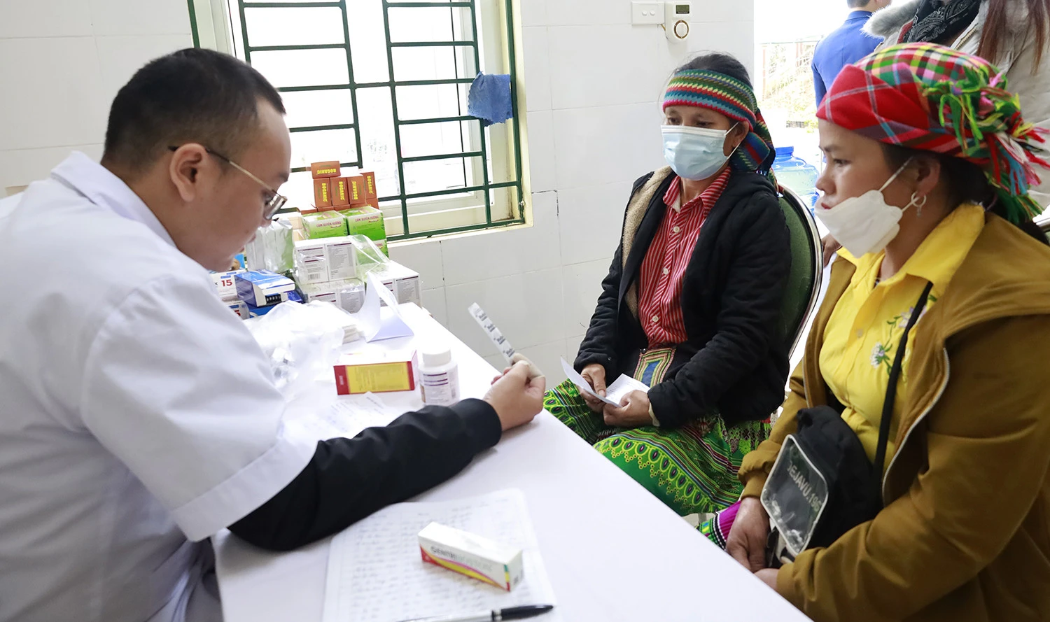 Ấm áp trước thềm xuân Quý Mão ảnh 4