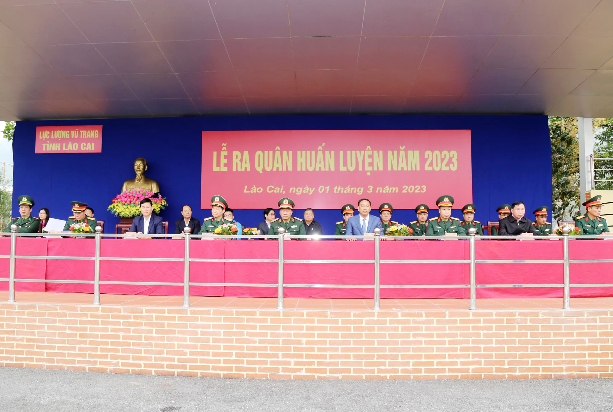 Lực lượng vũ trang tỉnh ra quân huấn luyện năm 2023 ảnh 2