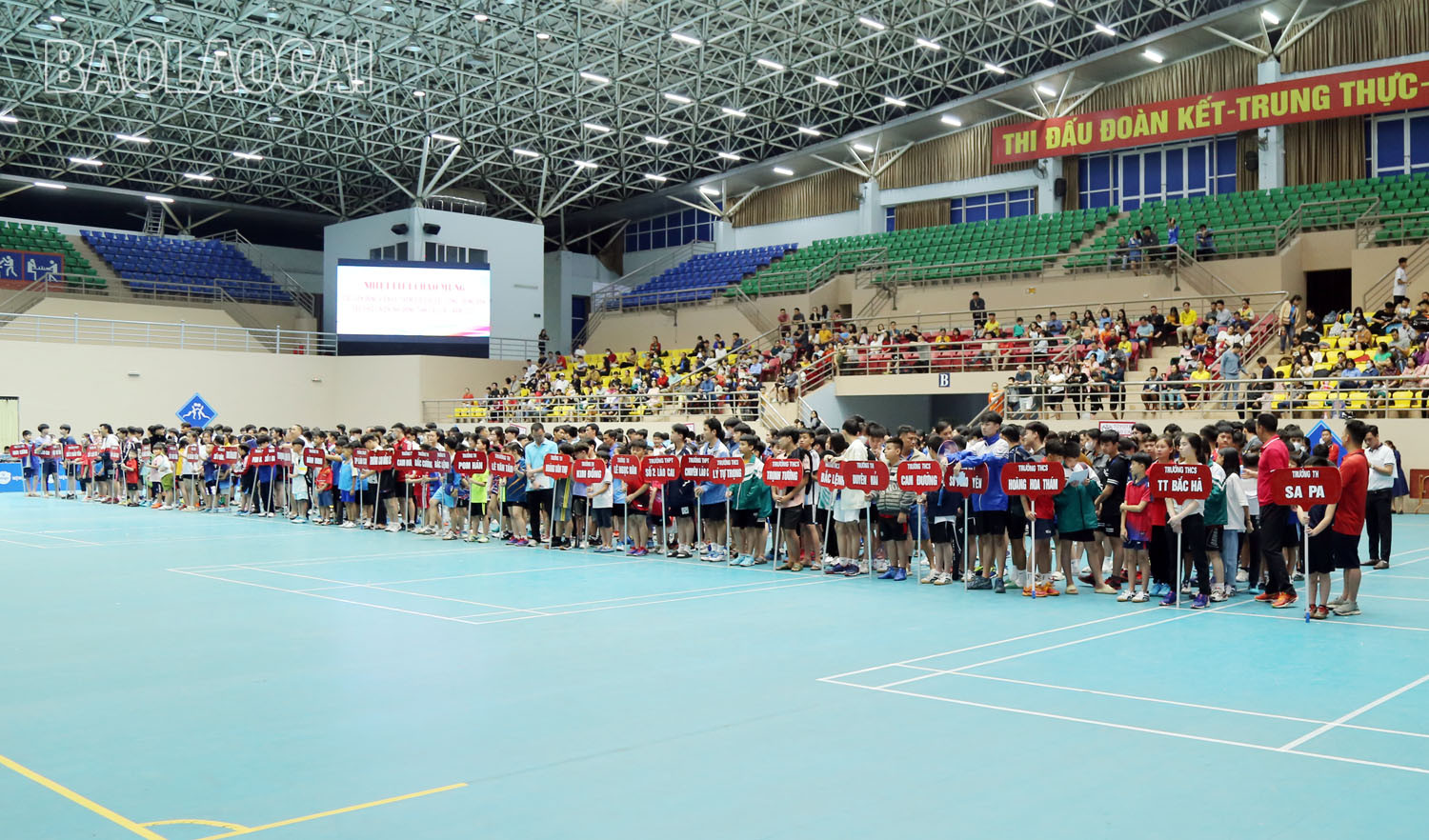 Hơn 400 vận động viên tham gia Giải cầu lông - bóng bàn trẻ, thiếu niên, nhi đồng tỉnh năm 2023 ảnh 1