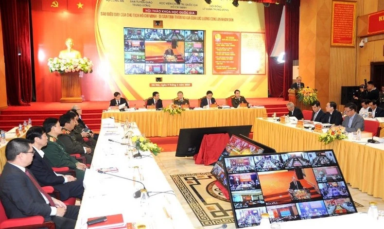 Hội thảo khoa học “Sáu điều dạy của Chủ tịch Hồ Chí Minh - di sản tinh thần vô giá của lực lượng Công an nhân dân” ảnh 3