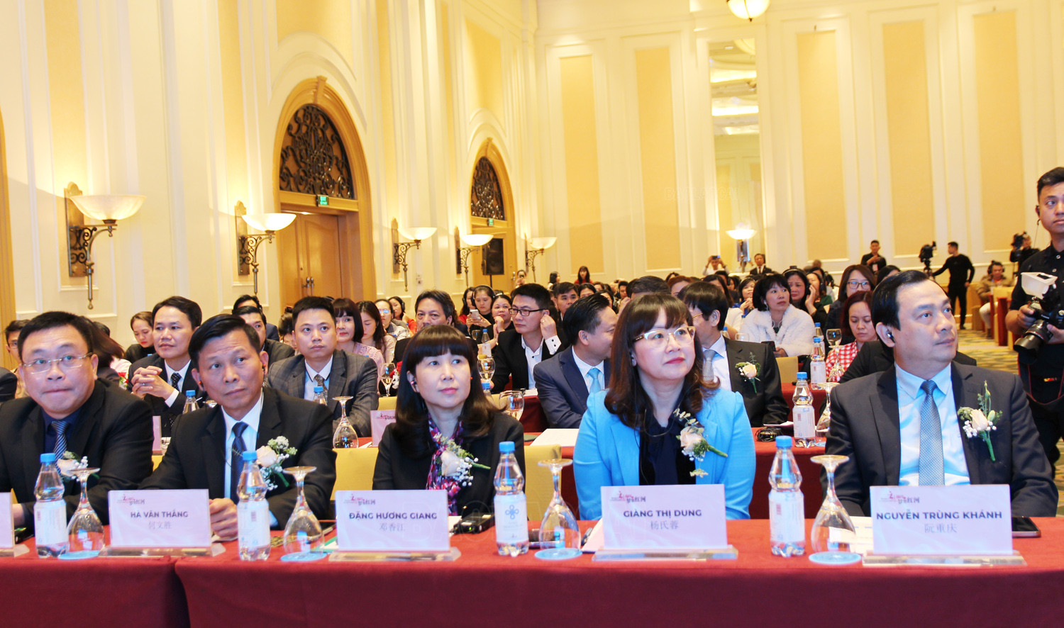 Xúc tiến khởi động tour du lịch vàng “Hai quốc gia - sáu điểm đến” Việt Nam - Trung Quốc ảnh 2 Xúc tiến khởi động tour du lịch vàng “Hai quốc gia - sáu điểm đến” Việt Nam - Trung Quốc ảnh 2