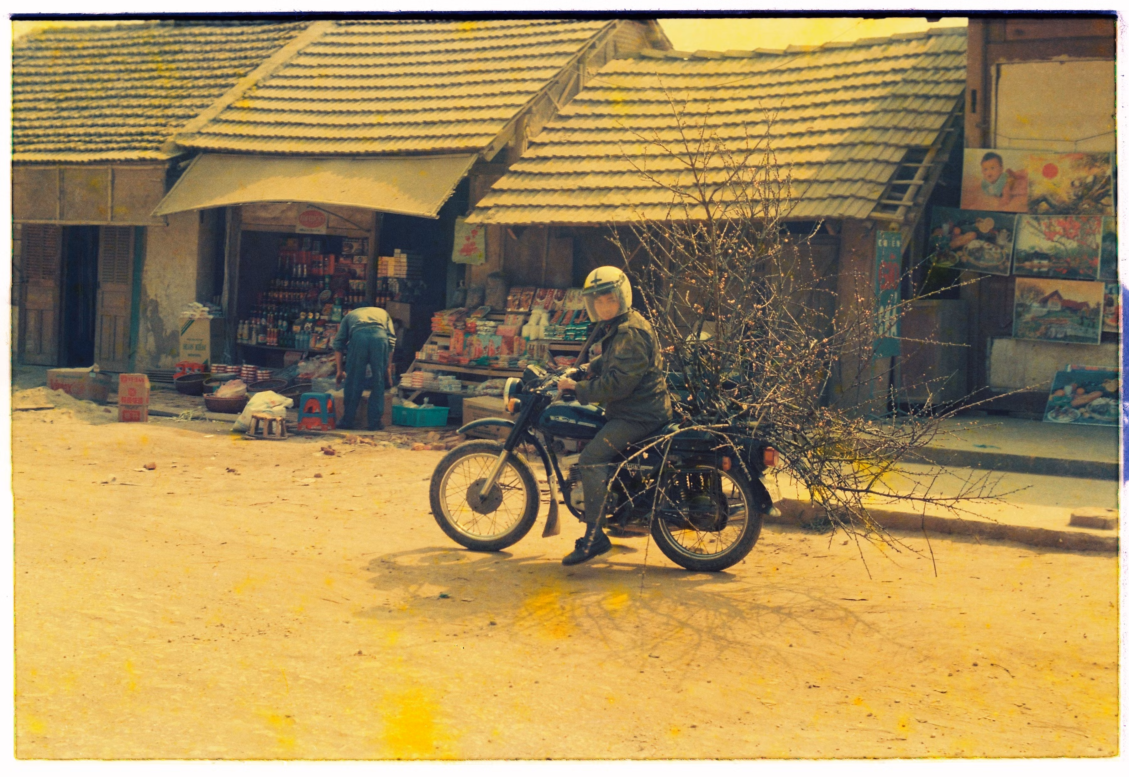 Hình ảnh chợ tết Cốc Lếu những năm đầu tái lập&nbsp;tỉnh ảnh 5