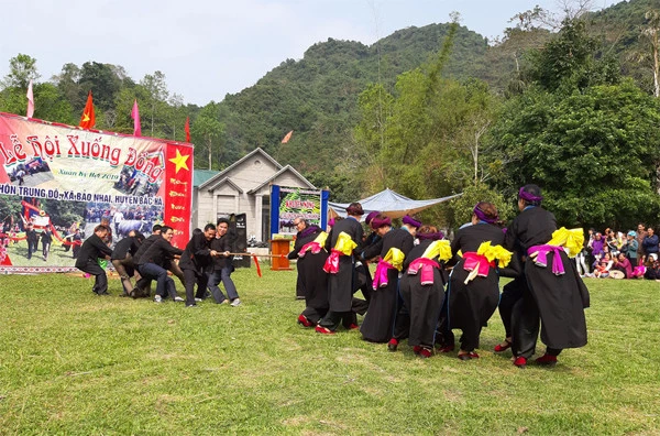 Trò chơi dân gian trong ngày xuân của người Tày ở Trung Đô ảnh 1