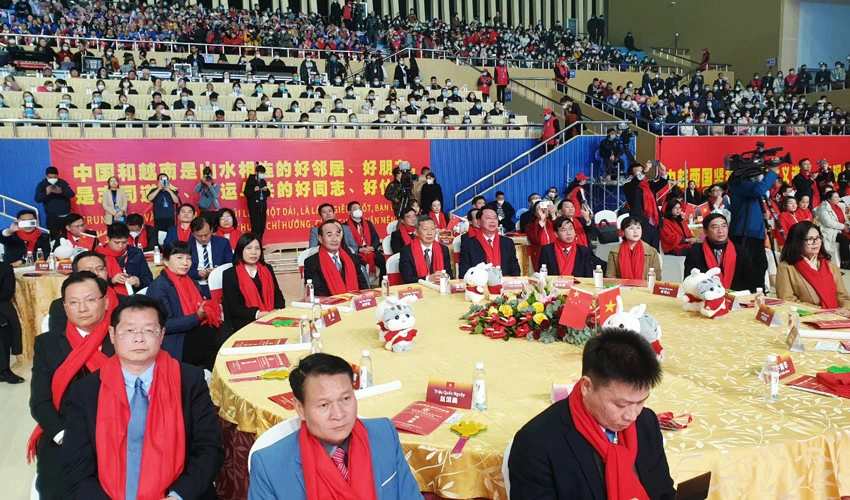 Tỉnh Lào Cai và Lai Châu hội đàm, chúc tết châu Hồng Hà, tỉnh Vân Nam, Trung Quốc ảnh 6 Tỉnh Lào Cai và Lai Châu hội đàm, chúc tết châu Hồng Hà, tỉnh Vân Nam, Trung Quốc ảnh 6