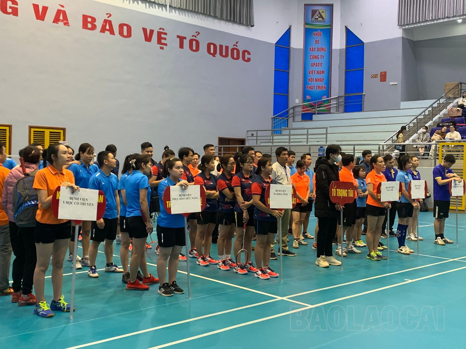 Sôi nổi Giải cầu lông truyền thống khối các bệnh viện tuyến tỉnh ảnh 1 Sôi nổi Giải cầu lông truyền thống khối các bệnh viện tuyến tỉnh ảnh 1