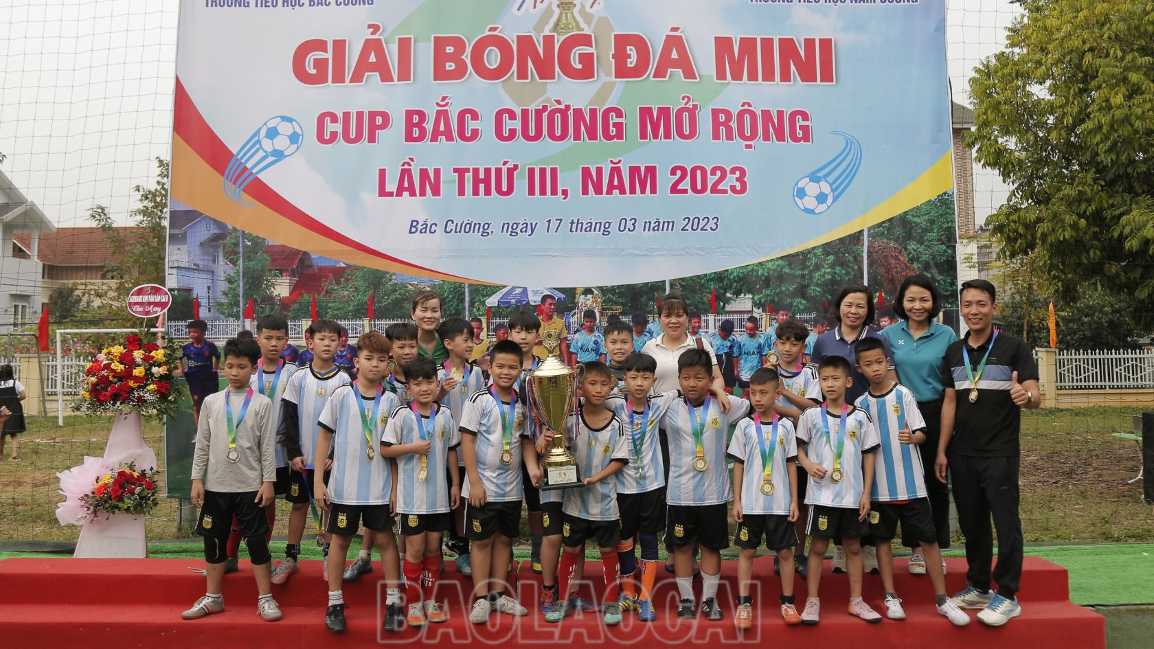 Bế mạc Giải bóng đá mini Cup Bắc Cường mở rộng lần thứ III ảnh 4