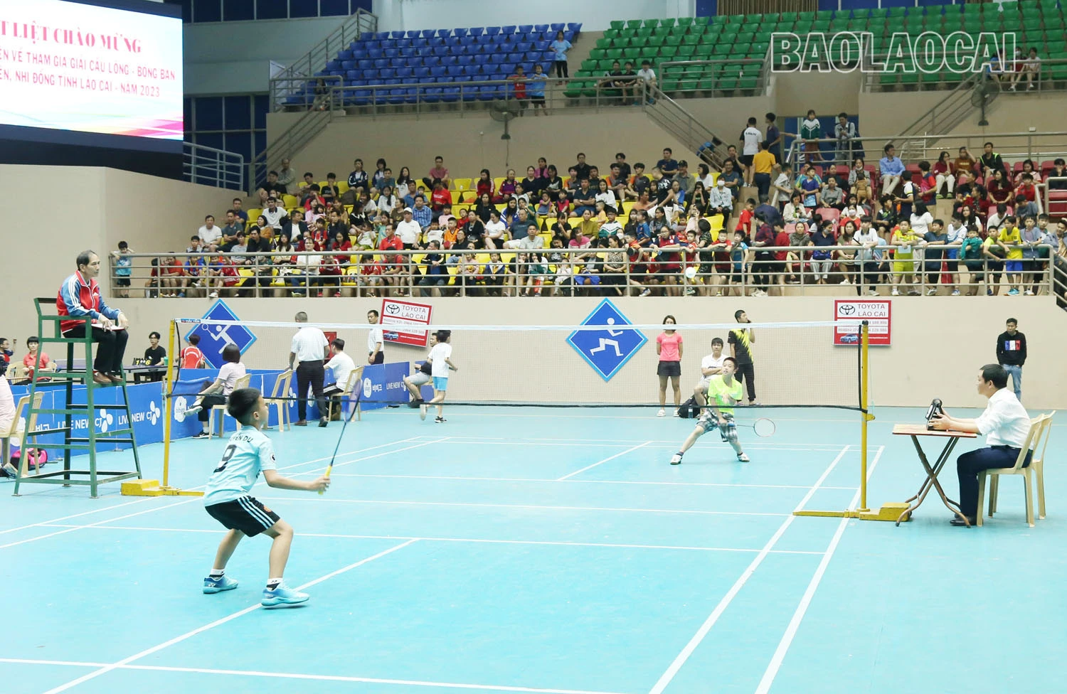 Hơn 400 vận động viên tham gia Giải cầu lông - bóng bàn trẻ, thiếu niên, nhi đồng tỉnh năm 2023 ảnh 4