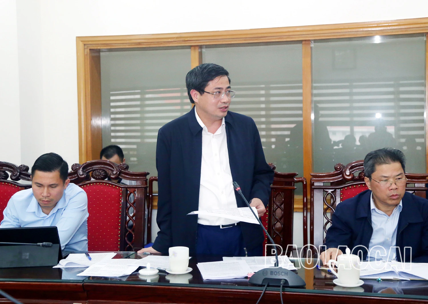 Đại diện một số sở, ngành phát biểu ý kiến tại phiên họp.