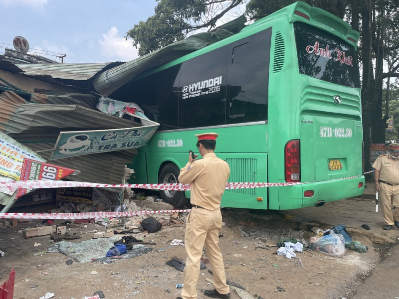 Hiện trường vụ tai nạn. Hiện trường vụ tai nạn.