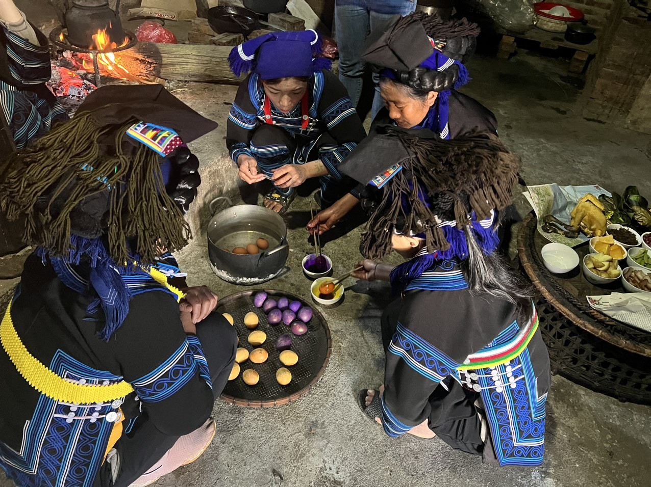 Người Hà Nhì vui Tết thiếu nhi đầu năm mới ảnh 1