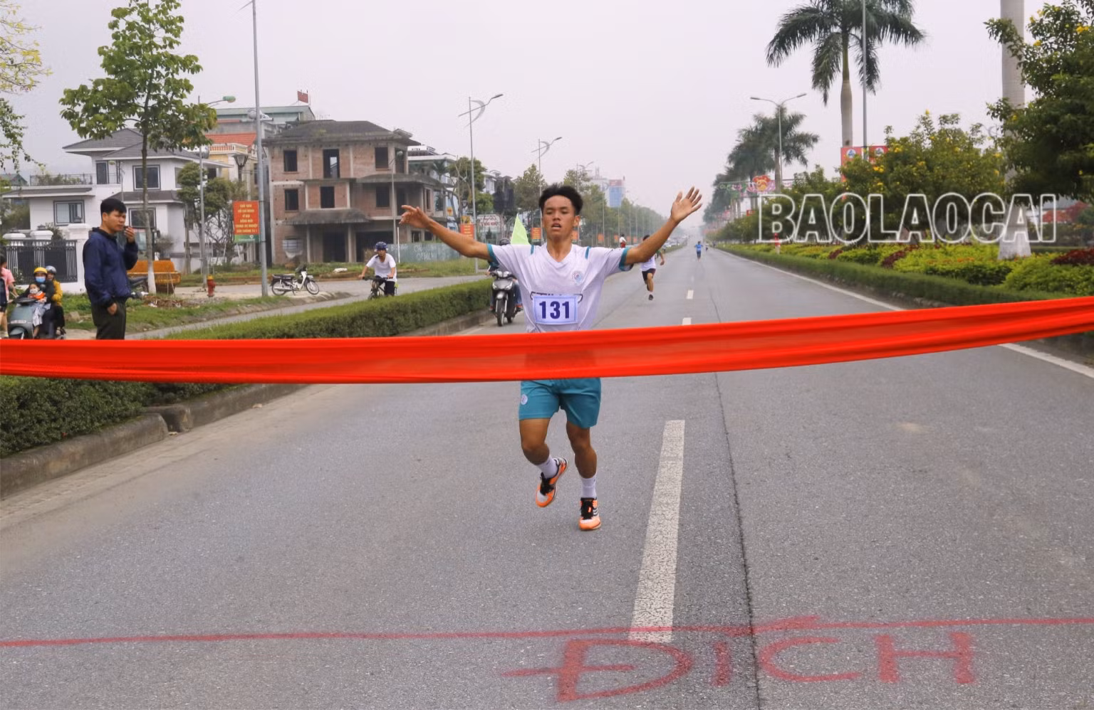 Hơn 1.200 vận động viên tham gia Ngày chạy Olympic vì sức khỏe toàn dân ảnh 10