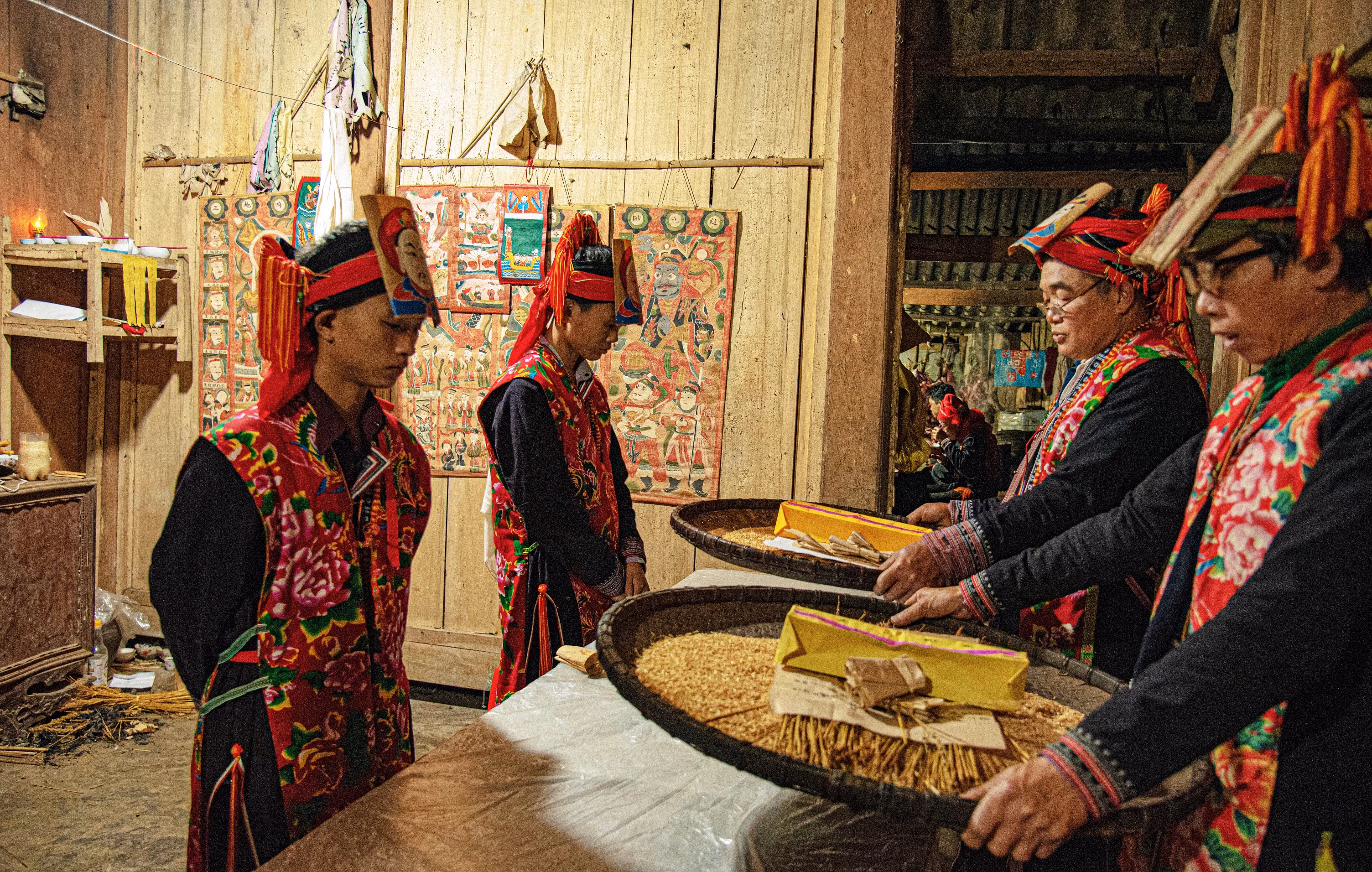 Đặc sắc lễ cấp sắc của đồng bào Dao đỏ ảnh 5