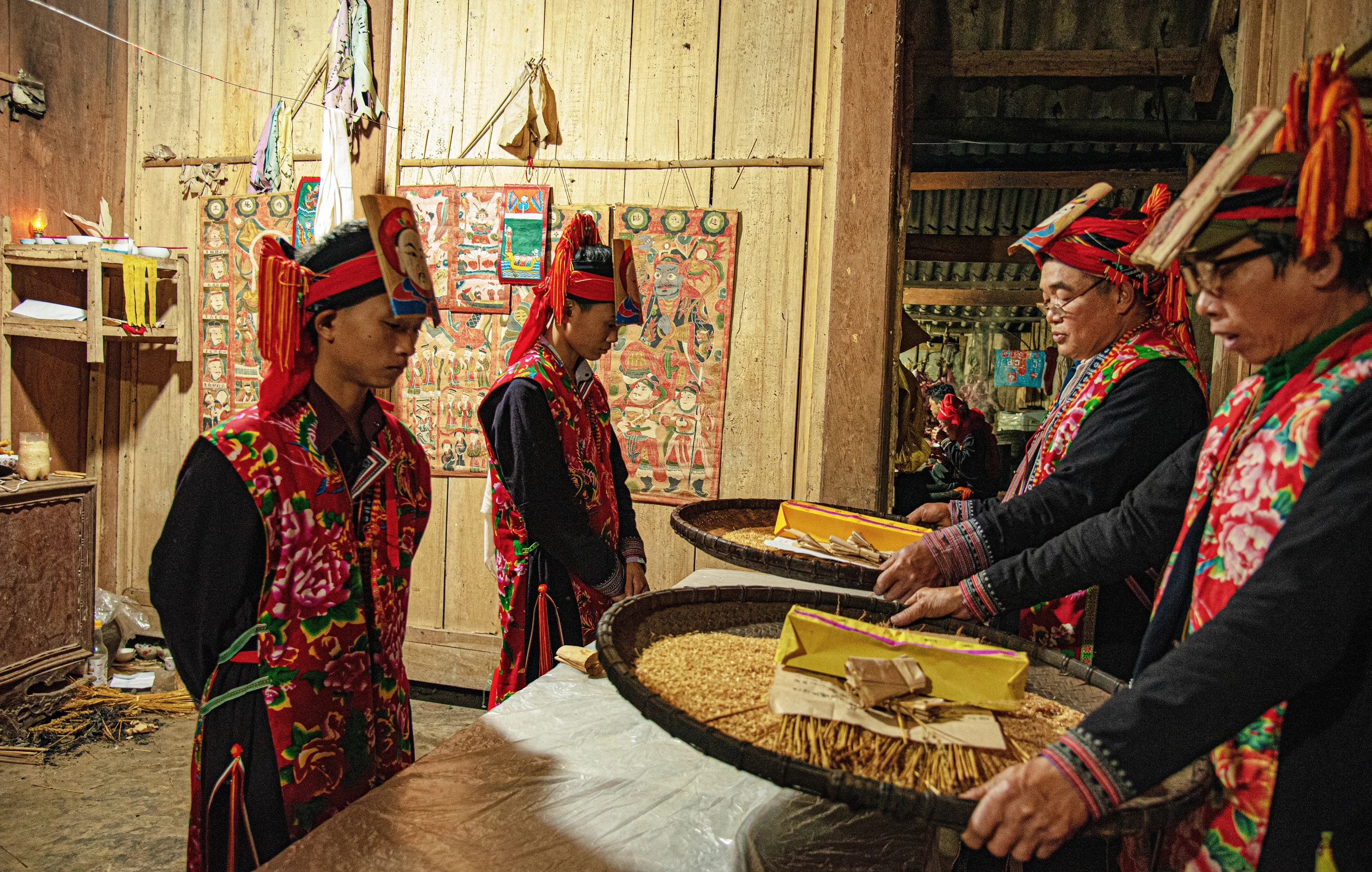 Đặc sắc lễ cấp sắc của đồng bào Dao đỏ ảnh 5