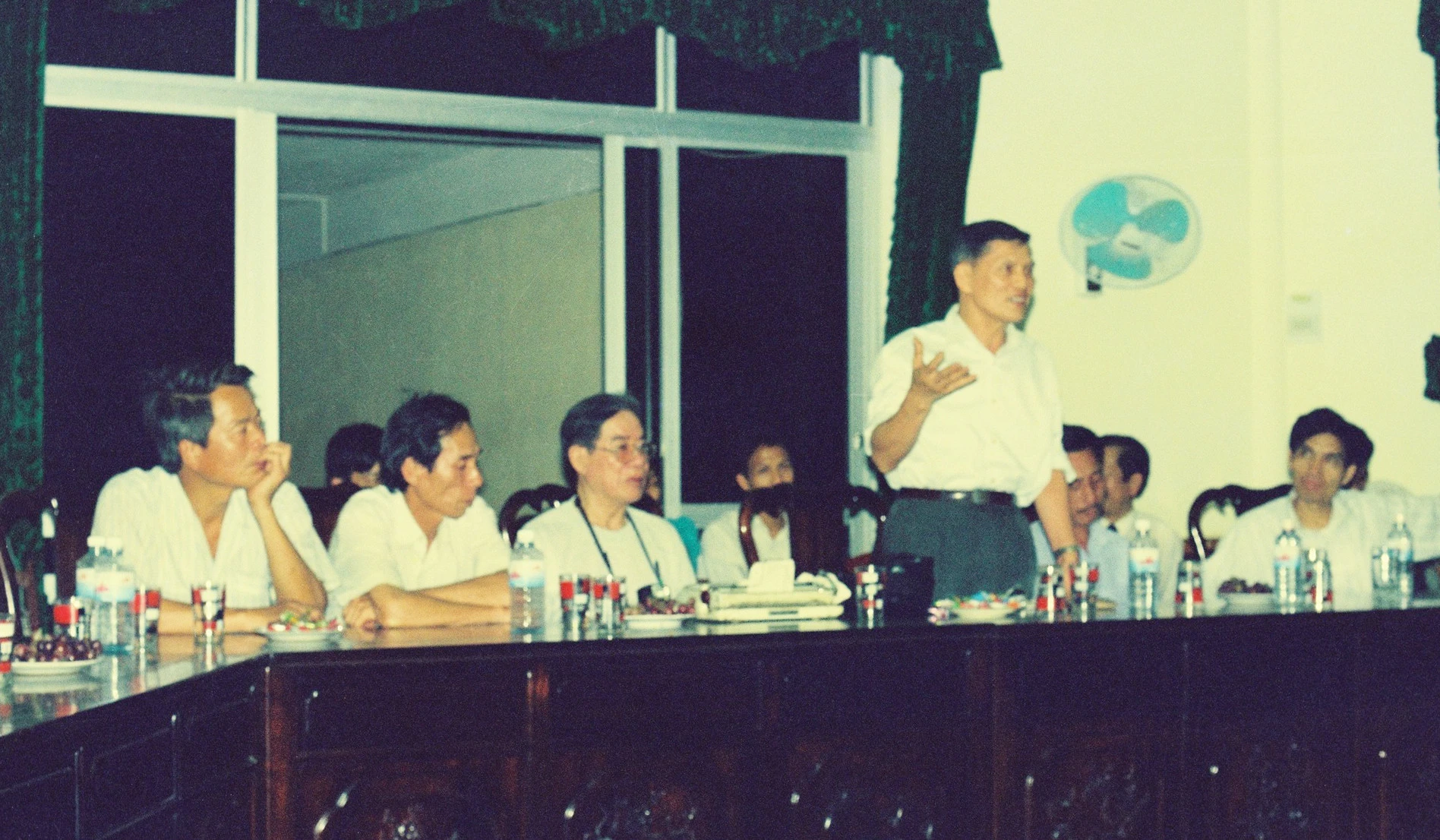 Hình ảnh tư liệu quý tại cuộc gặp mặt nhân kỷ niệm 35 ngày truyền thống Báo Lào Cai ảnh 4