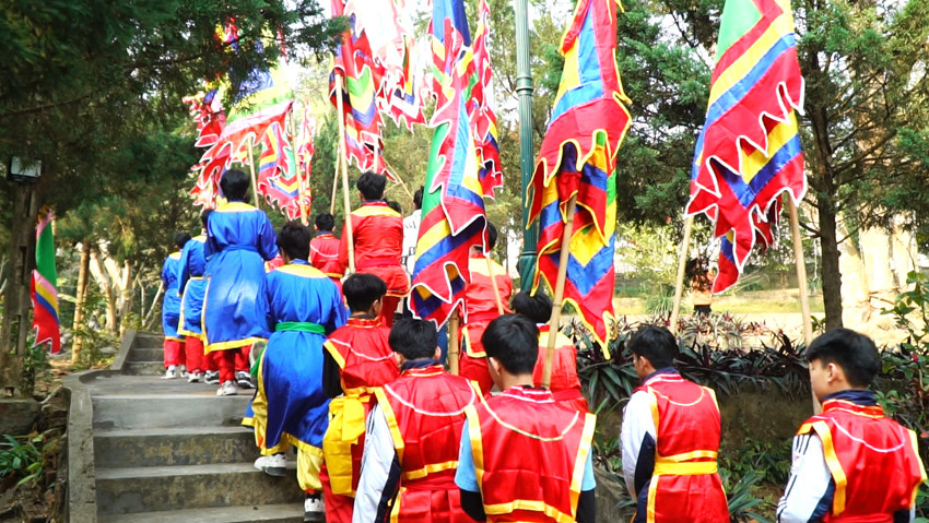 Người dân nô nức tham dự Lễ hội đền Phúc Khánh ảnh 5