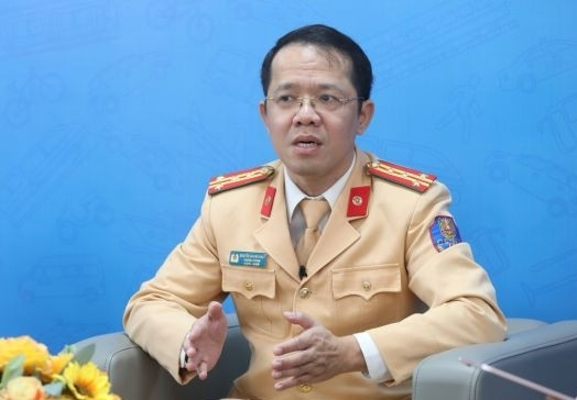 Đại tá Nguyễn Quang Nhật, Trưởng phòng Hướng dẫn tuyên truyền, điều tra giải quyết tai nạn giao thông, Cục Cảnh sát Giao thông. Đại tá Nguyễn Quang Nhật, Trưởng phòng Hướng dẫn tuyên truyền, điều tra giải quyết tai nạn giao thông, Cục Cảnh sát Giao thông.