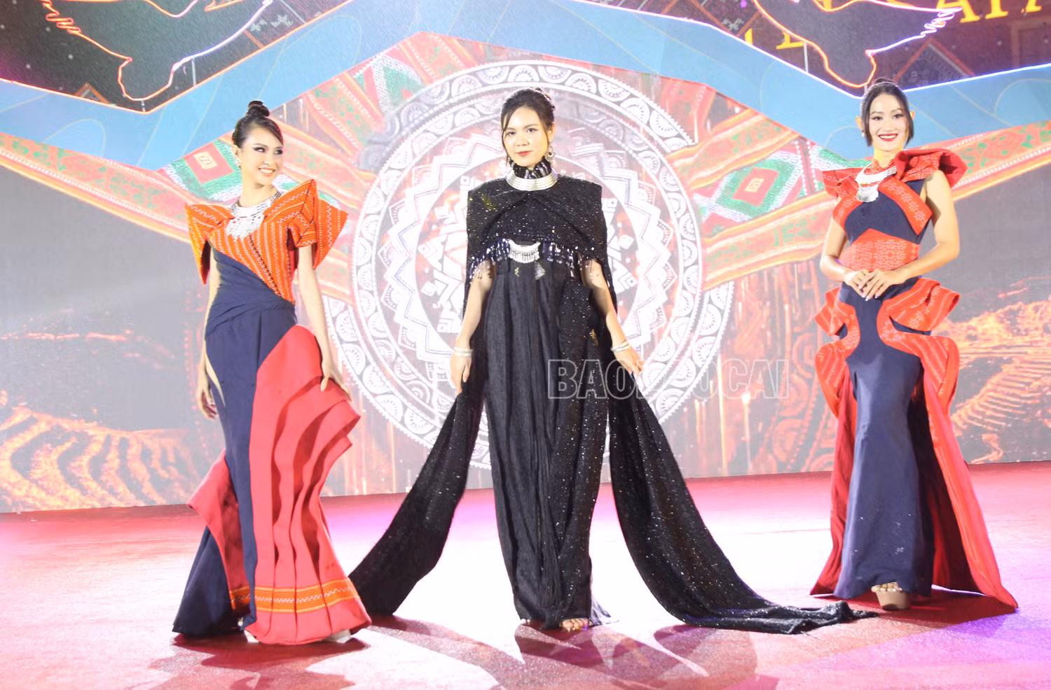 Khai mạc Lễ hội mùa Hè và khởi động chuỗi sự kiện chào mừng 120 năm du lịch Sa Pa ảnh 6