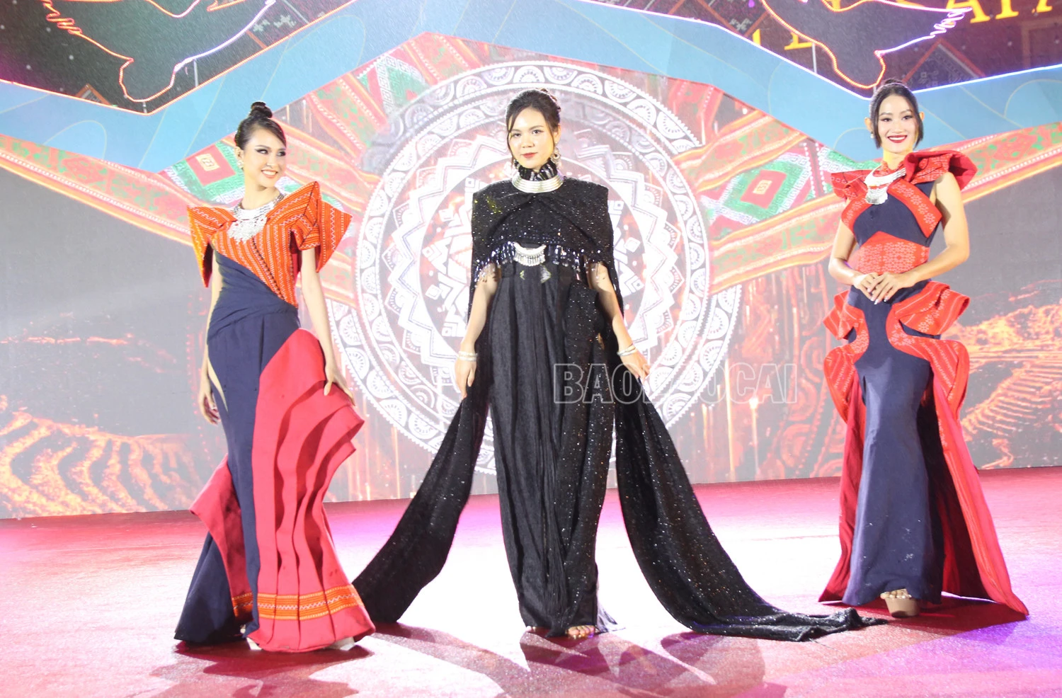 Khai mạc Lễ hội mùa Hè và khởi động chuỗi sự kiện chào mừng 120 năm du lịch Sa Pa ảnh 6