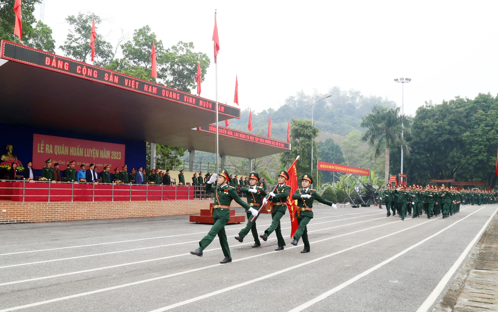 Lực lượng vũ trang tỉnh ra quân huấn luyện năm 2023 ảnh 6