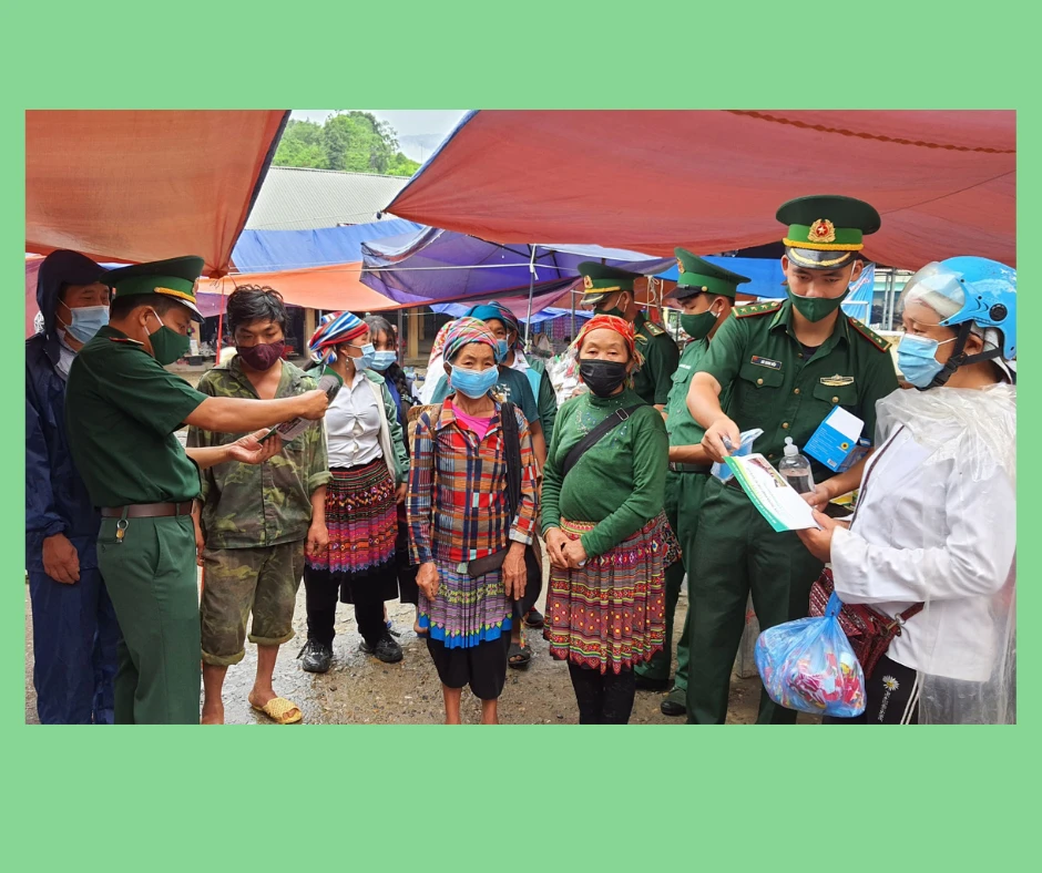 Cán bộ biên phòng luôn đi sâu, đi sát cơ sở để "nói cho dân hiểu, làm cho dân tin".