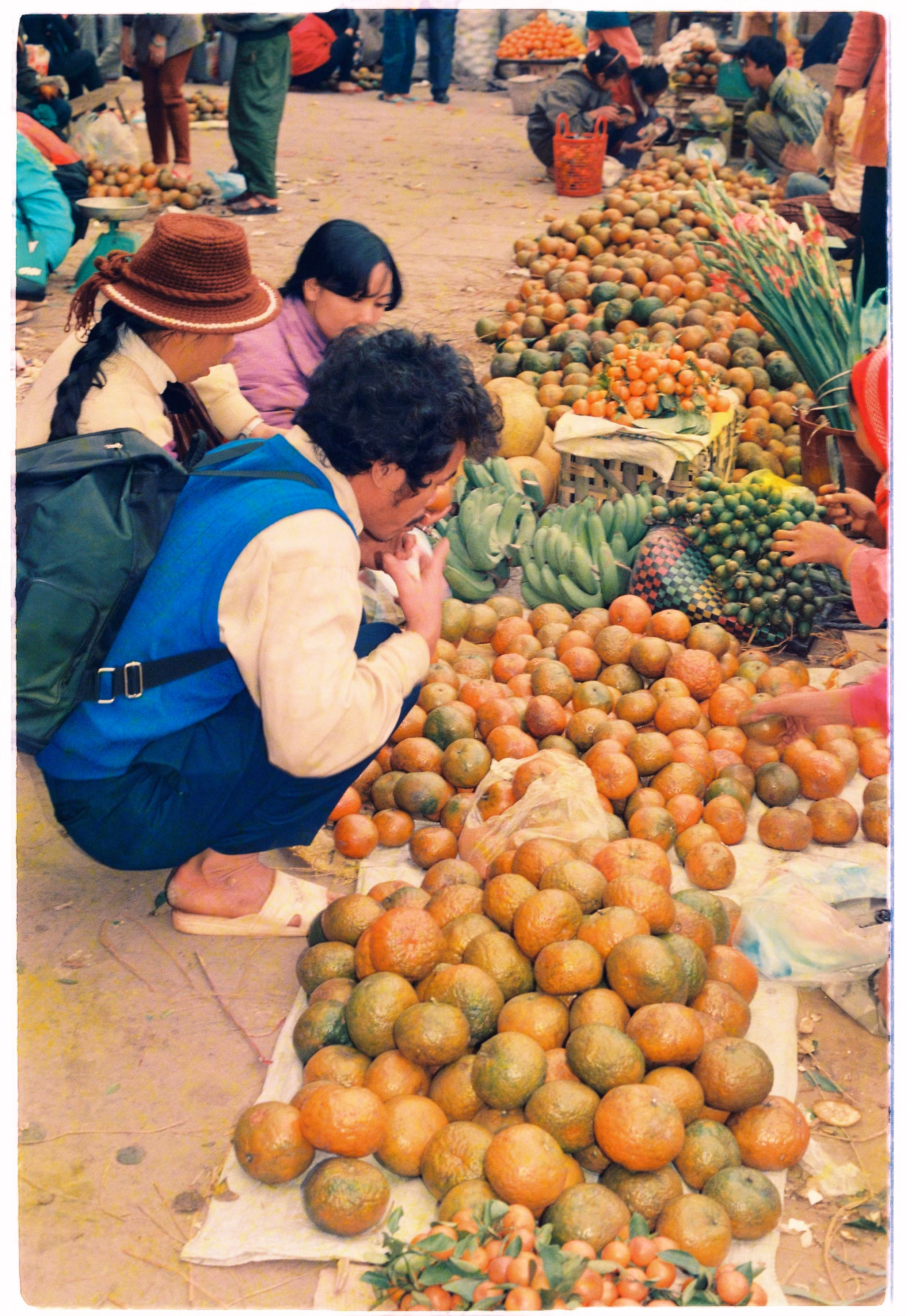 Hình ảnh chợ tết Cốc Lếu những năm đầu tái lập&nbsp;tỉnh ảnh 10