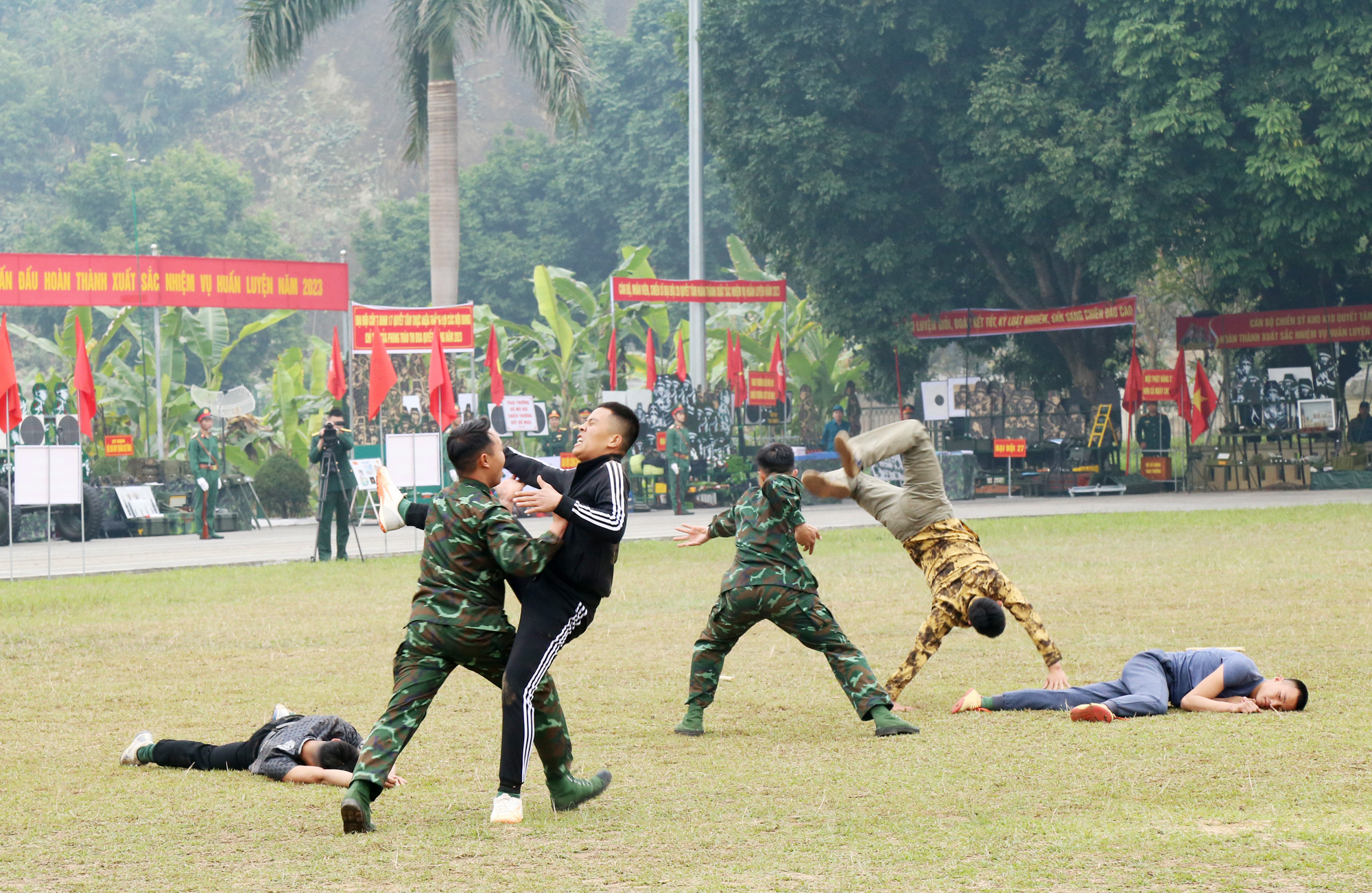 Lực lượng vũ trang tỉnh ra quân huấn luyện năm 2023 ảnh 11 Lực lượng vũ trang tỉnh ra quân huấn luyện năm 2023 ảnh 11