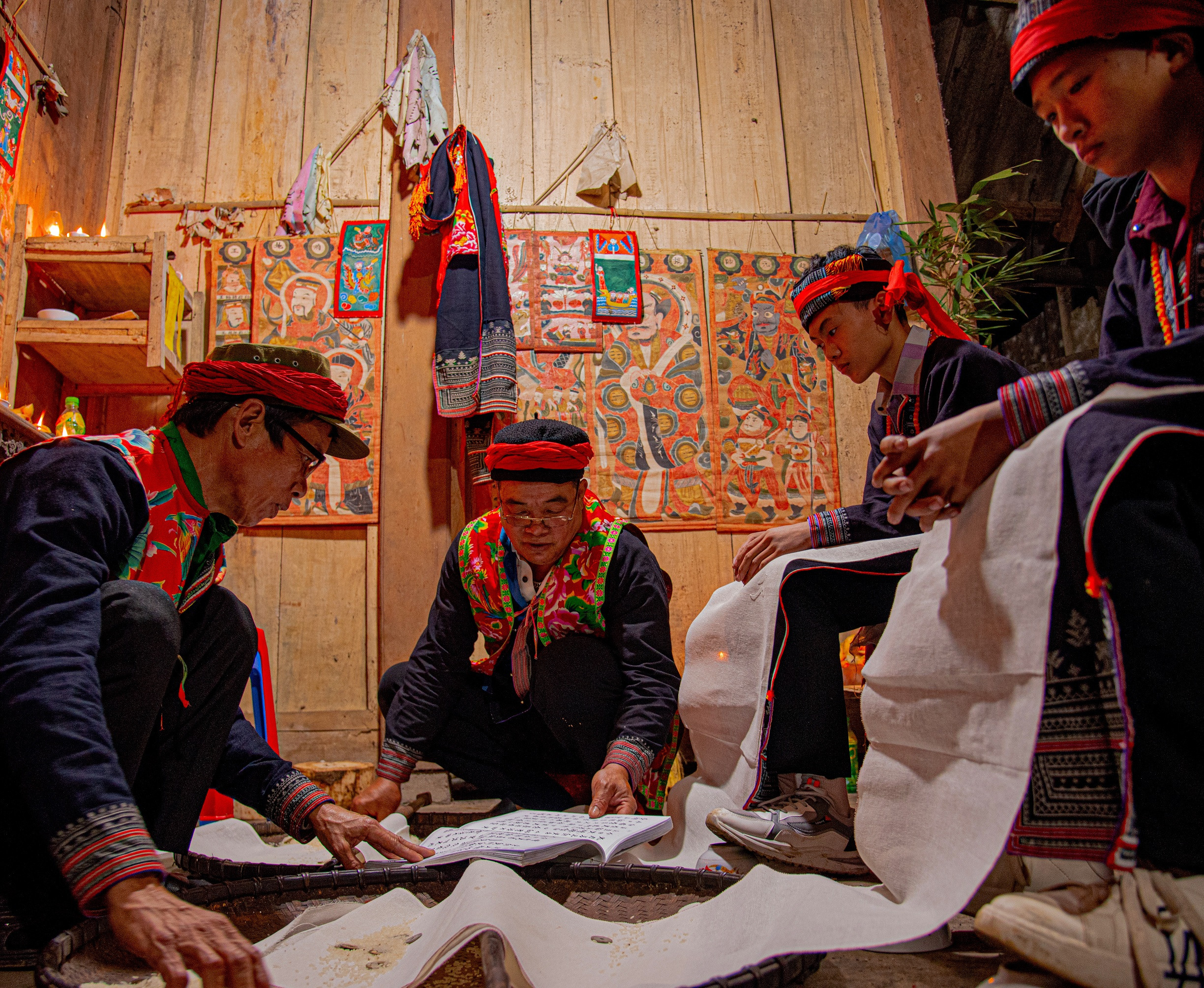 Đặc sắc lễ cấp sắc của đồng bào Dao đỏ ảnh 3 Đặc sắc lễ cấp sắc của đồng bào Dao đỏ ảnh 3