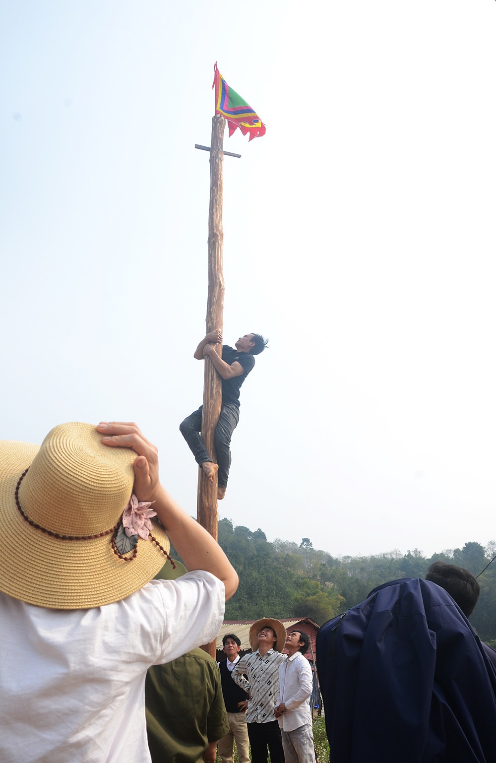 Tưng bừng khai hội đền Đồng Ân ảnh 6