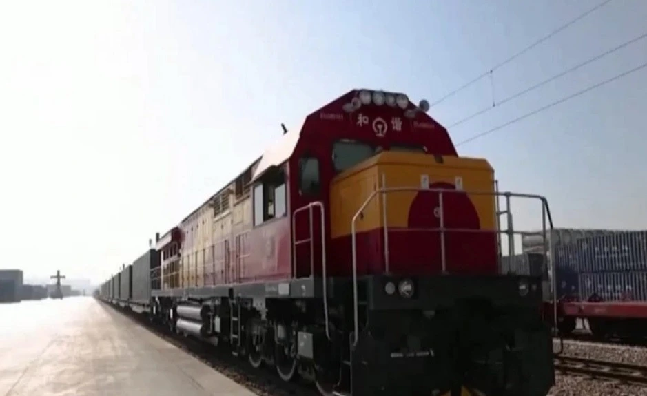 Đường sắt Lào - Trung Quốc bắt đầu vận chuyển hành khách từ ngày 13/4 ảnh 1