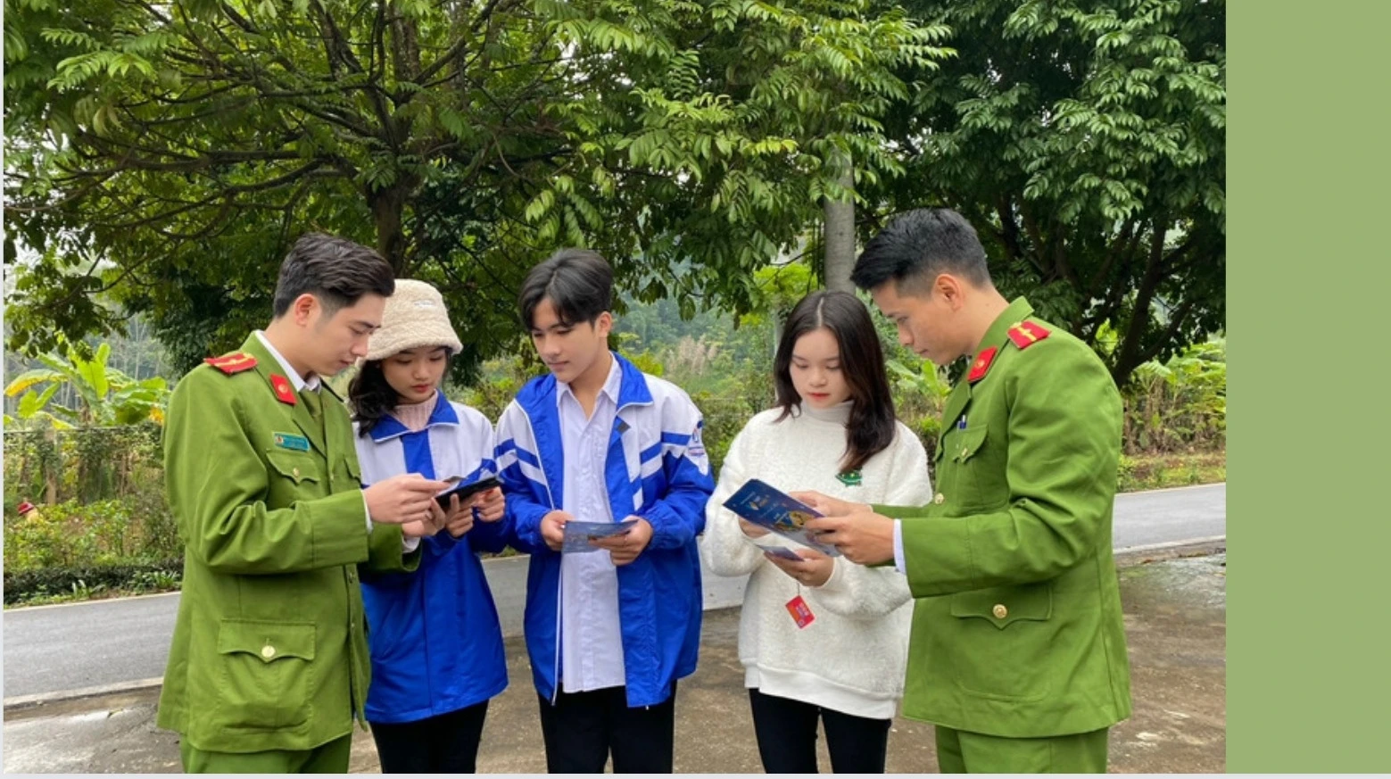 Xung kích thực hiện Đề án 06 ảnh 3