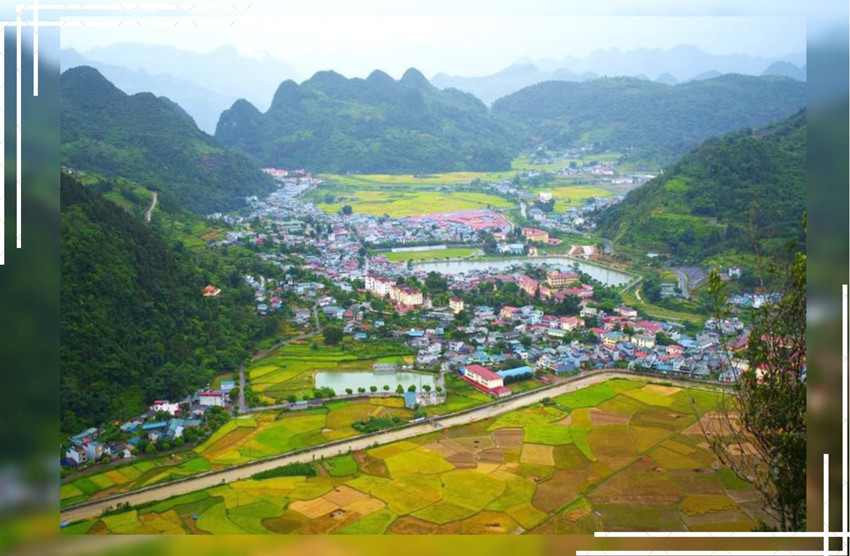 Cờ bay trên đỉnh Cô Tiên ảnh 6