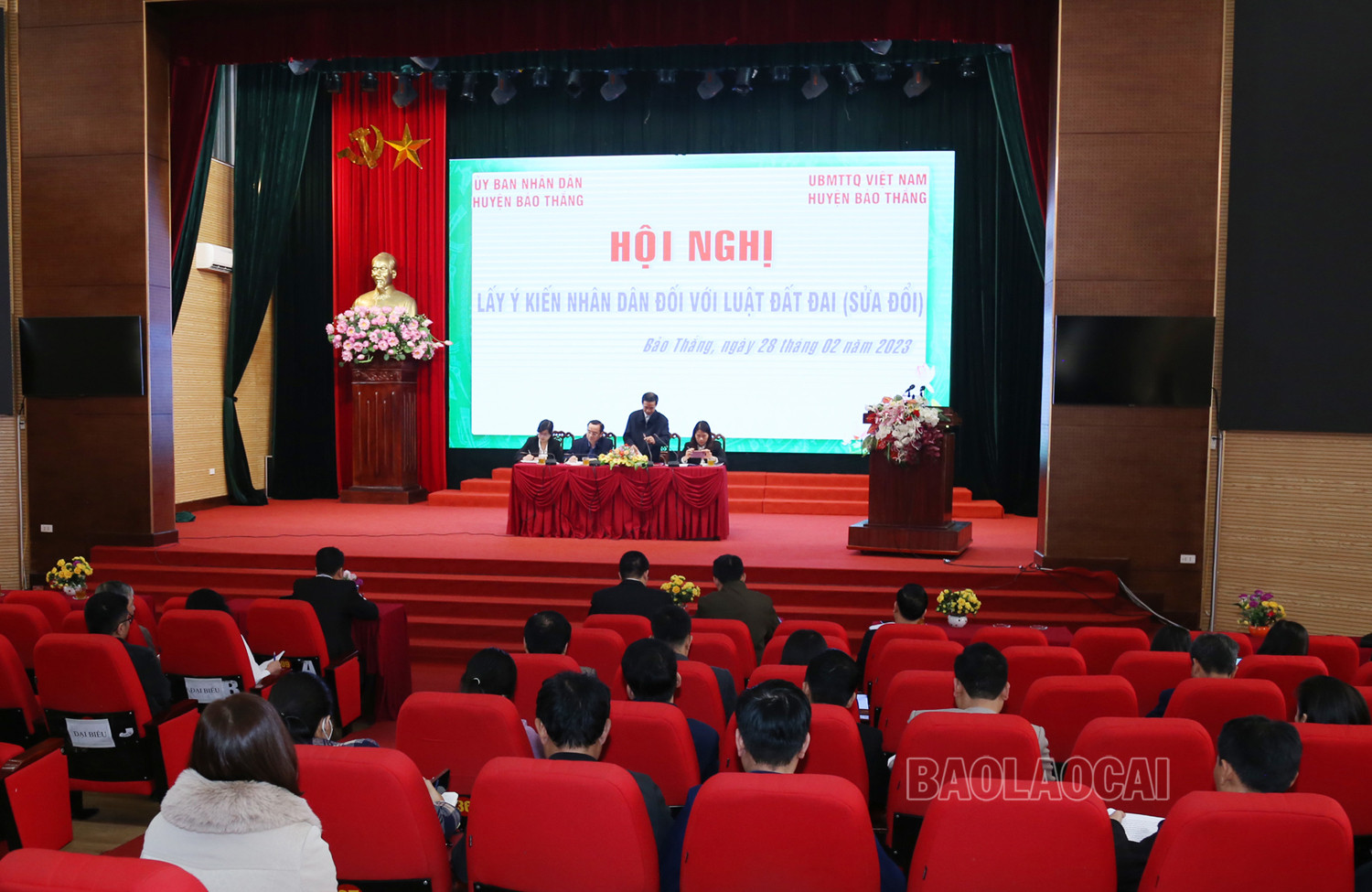 Quang cảnh hội nghị. Quang cảnh hội nghị.