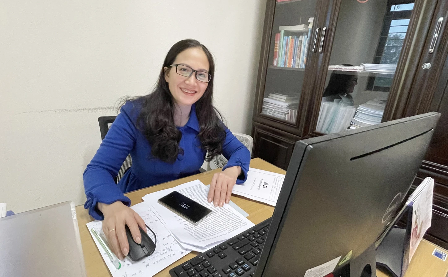 Chị Đỗ Thị Lan Oanh, Phó Giám đốc Trung tâm Trợ giúp pháp lý nhà nước tỉnh Lào Cai luôn nỗ lực trong thực hiện nhiệm vụ.