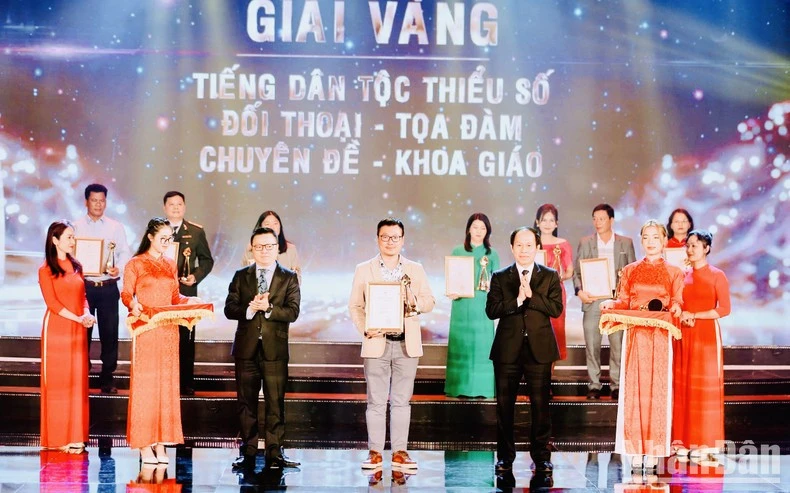 Trao 36 giải Vàng tại Liên hoan Truyền hình toàn quốc lần thứ 41 ảnh 4