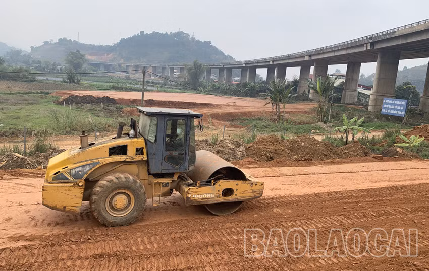 Triển khai thi công nút giao IC18 cao tốc Nội Bài - Lào Cai ảnh 2