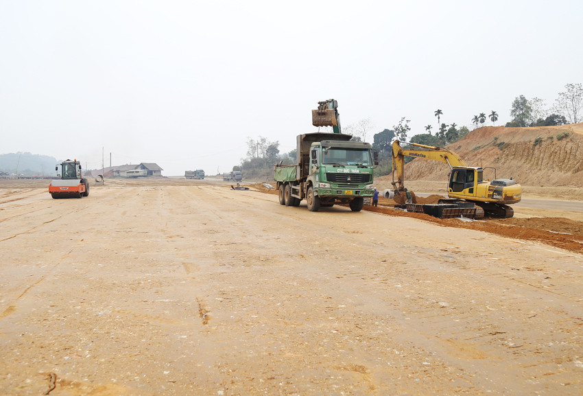 Tập trung đầu tư các dự án giao thông ảnh 1