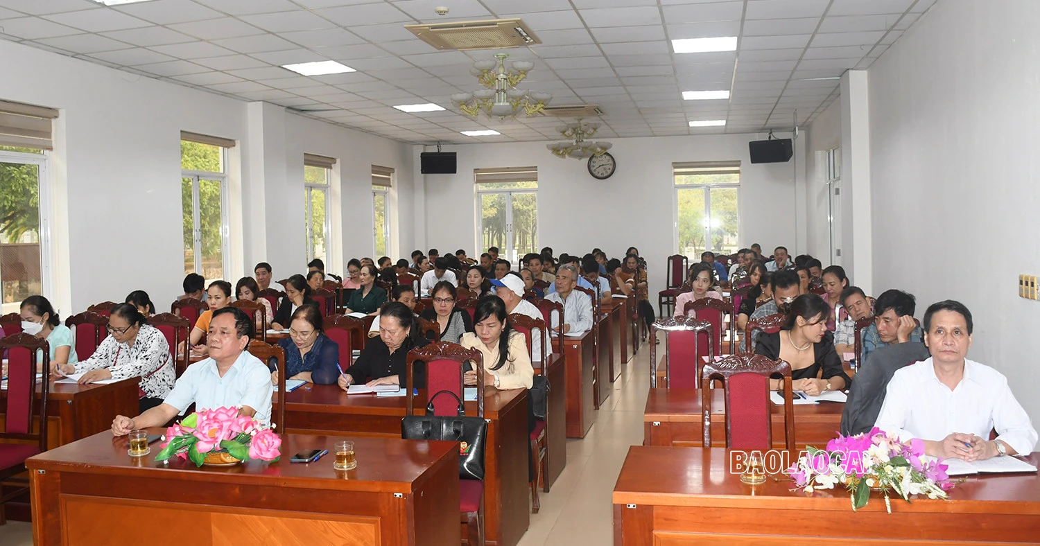 Nâng cao kiến thức, kỹ năng bảo vệ môi trường cho nông dân ảnh 3