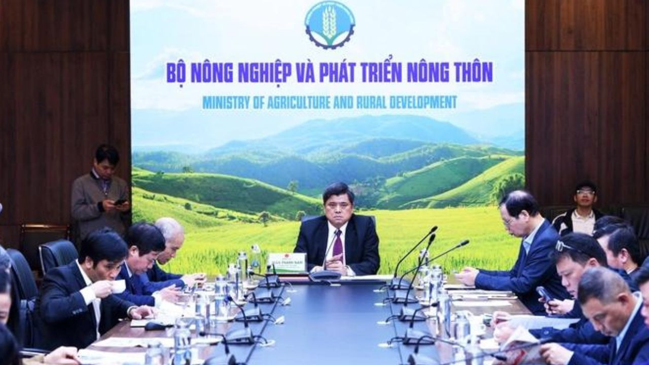 Quang cảnh diễn đàn tại điểm cầu Bộ Nông nghiệp và Phát triển nông thôn. (ảnh Báo Nông nghiệp Việt Nam).