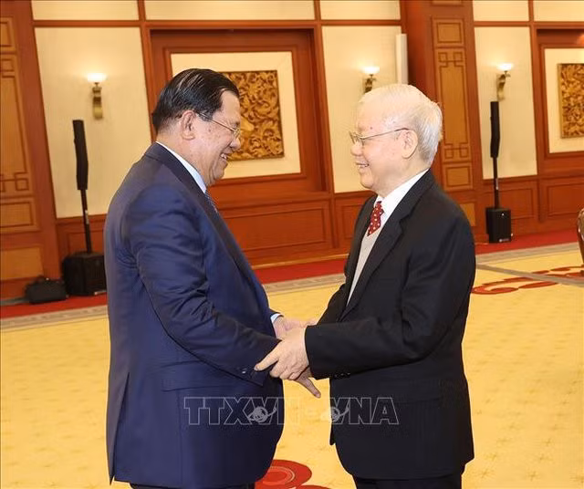 Tăng cường quan hệ hợp tác giữa Đảng Cộng sản Việt Nam và Đảng Nhân dân Campuchia ảnh 1 Tăng cường quan hệ hợp tác giữa Đảng Cộng sản Việt Nam và Đảng Nhân dân Campuchia ảnh 1