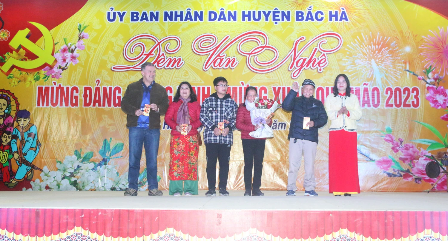 Tưng bừng chương trình nghệ thuật đón giao thừa Xuân Quý Mão 2023 ảnh 15