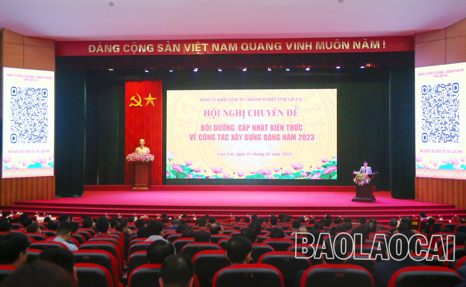 Quang cảnh hội nghị. Cán bộ, đảng viên tham dự hội nghị.