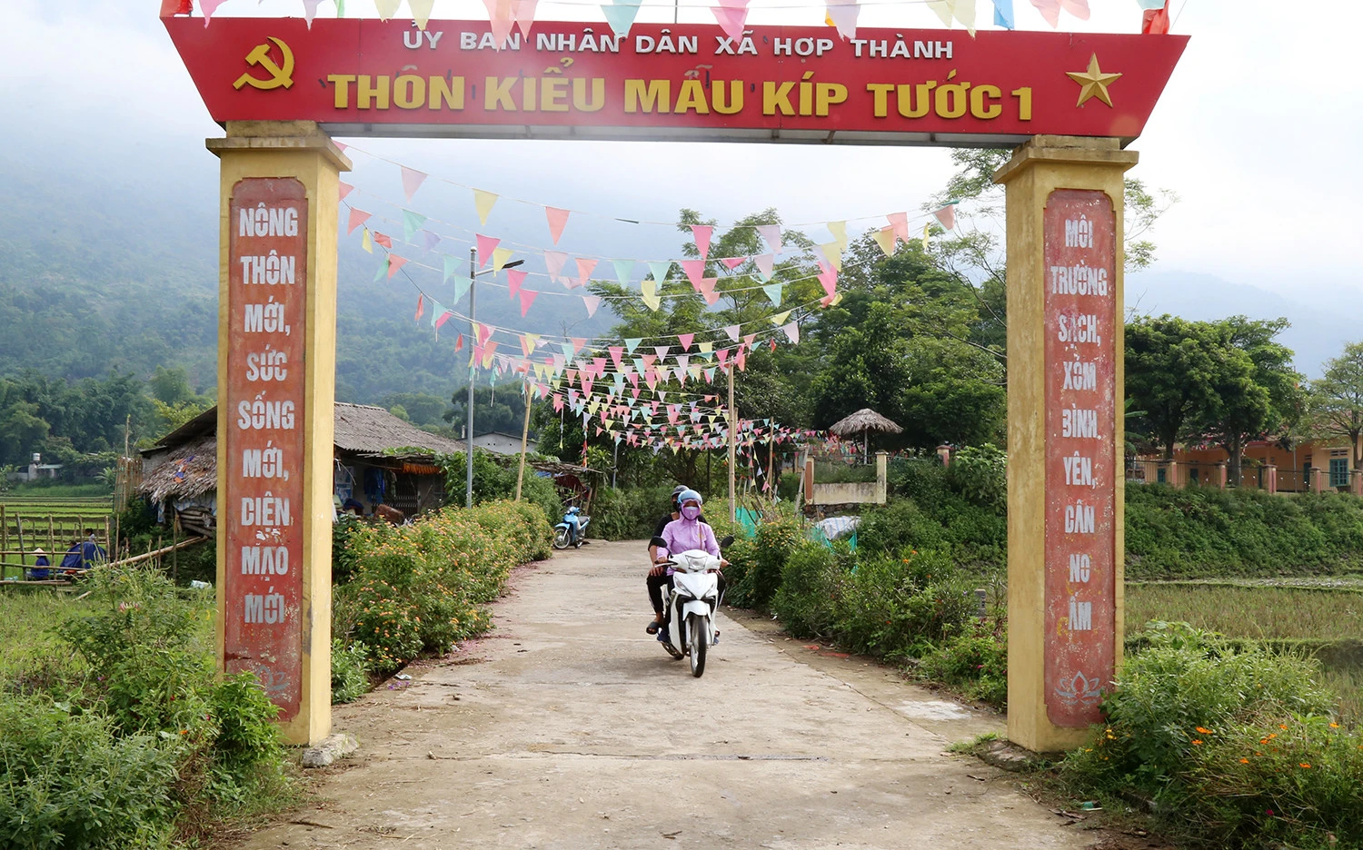 Người dân vùng cao của thành phố Lào Cai đổi mới tư duy, phương thức sản xuất phát triển kinh tế, làm giàu.